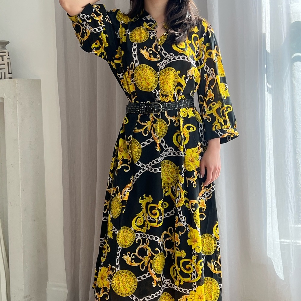 BURRYCO 100% silk dress. Fits medium and large size- 38-40.However labeled as XL